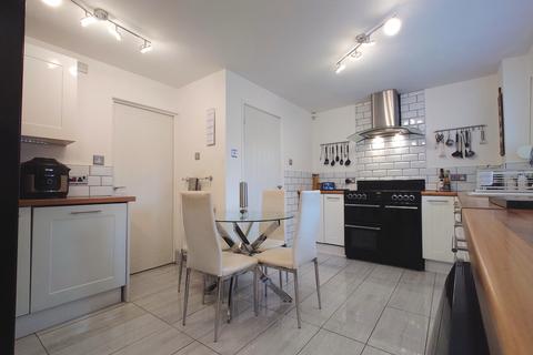 undefined, Silverstone Crescent, Packmoor, Stoke-on-Trent
