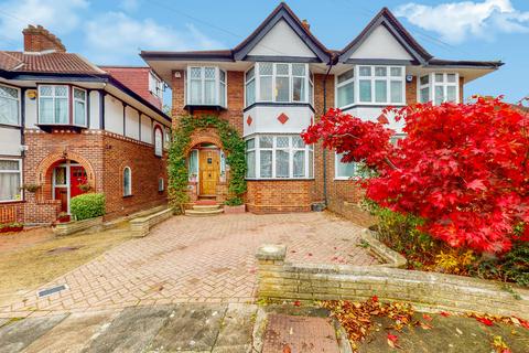 3 bedroom semi-detached house to rent, West Towers, Pinner HA5