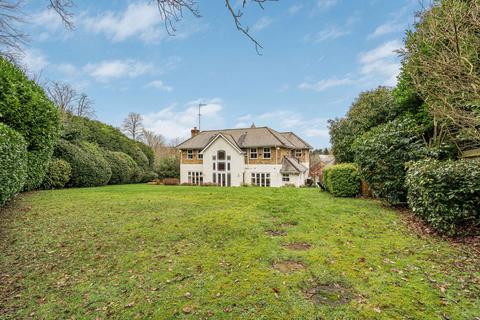 4 bedroom detached house for sale, Brassey Hill, Oxted RH8