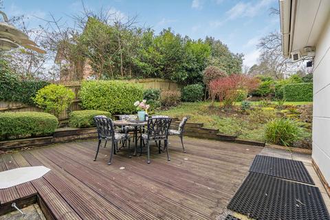 4 bedroom detached house for sale, Brassey Hill, Oxted RH8