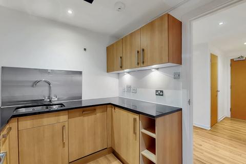 2 bedroom flat to rent, Stobcross Street, Glasgow G3