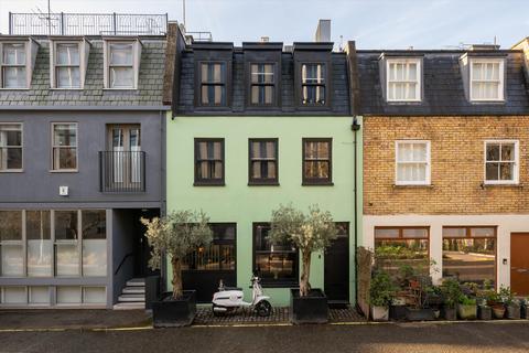 3 bedroom terraced house for sale, Chilworth Mews, London W2.