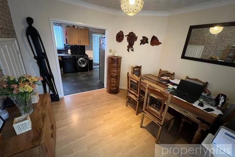 3 bedroom semi-detached house for sale, Heol Haulfryn, Tonyrefail, Rhondda Cynon Taff, CF39