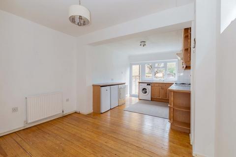 2 bedroom end of terrace house to rent, Norfolk Park Cottages, Maidenhead