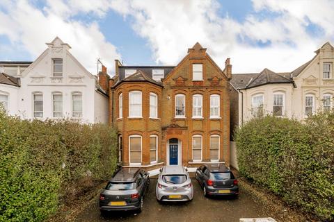 1 bedroom flat for sale, Balham High Road, London SW17