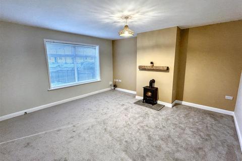 3 bedroom terraced house to rent, Windsor Crescent, Oakworth, Keighley, BD22 7PQ