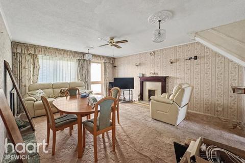 2 bedroom semi-detached house for sale, Wilmslow Drive, Ipswich