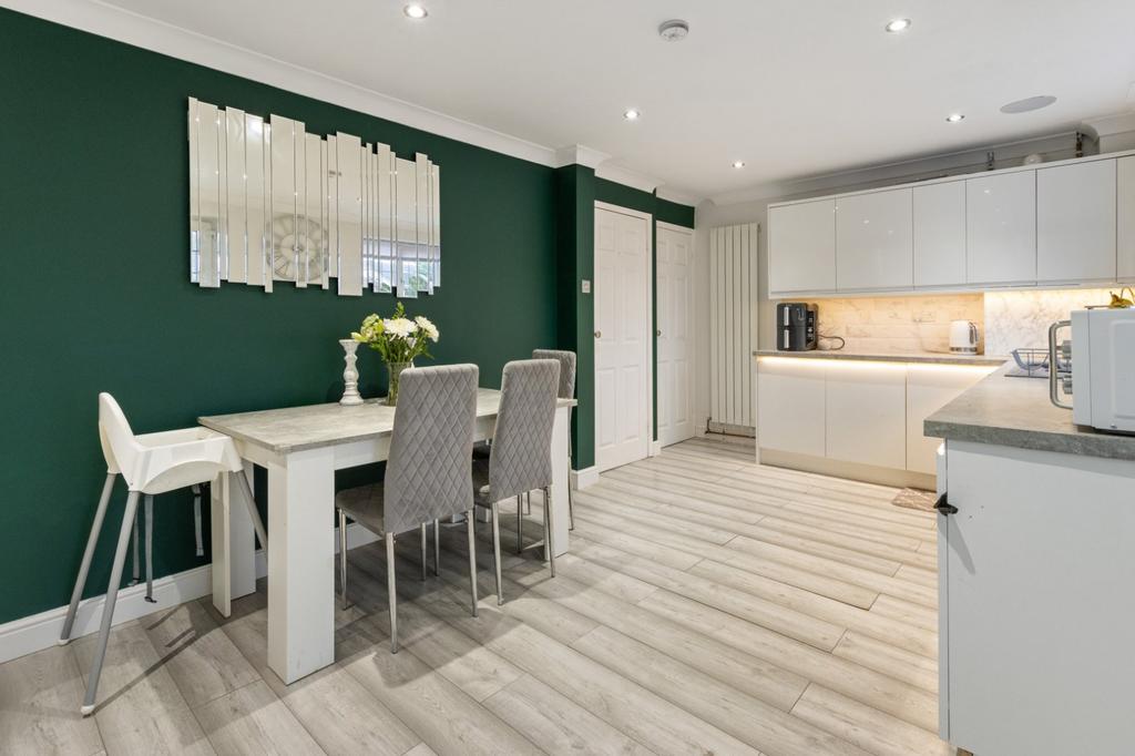 Kitchen Diner