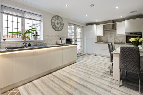 3 bedroom semi-detached house for sale, Faulding Way, Wybers Wood, Grimsby, DN37