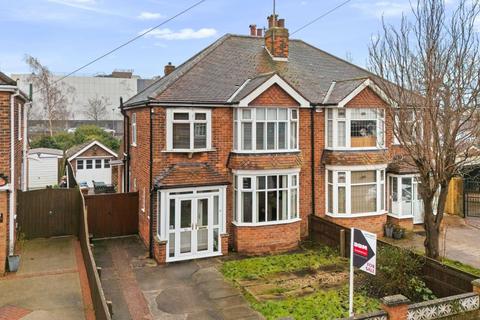 undefined, Roundway, Grimsby, DN34