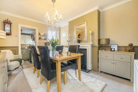 2 bedroom terraced house for sale, Staveley Road, Ashford TW15