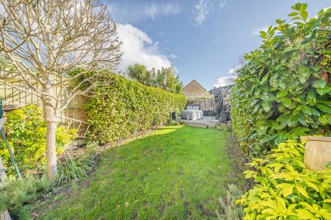 2 bedroom terraced house for sale, Staveley Road, Ashford TW15