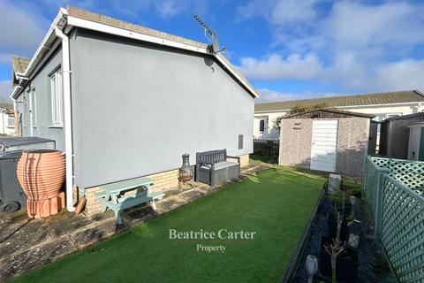 2 bedroom detached house for sale, Rozel Court, Bury St Edmunds IP28
