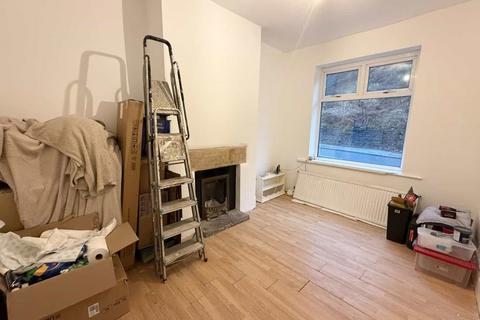 3 bedroom terraced house for sale, Bacup Road, Todmorden