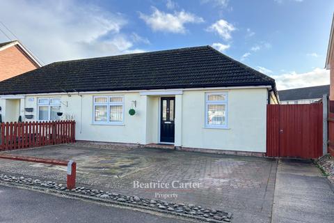 3 bedroom semi-detached bungalow for sale, Fleming Avenue, Bury St. Edmunds IP28