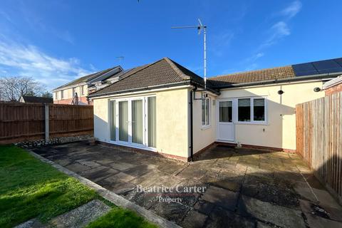 3 bedroom semi-detached bungalow for sale, Fleming Avenue, Bury St. Edmunds IP28