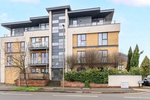 2 bedroom flat for sale, Beech House, Woking GU22
