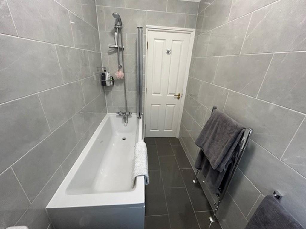 Wellington Road 61 - Flat 2 010 (002)