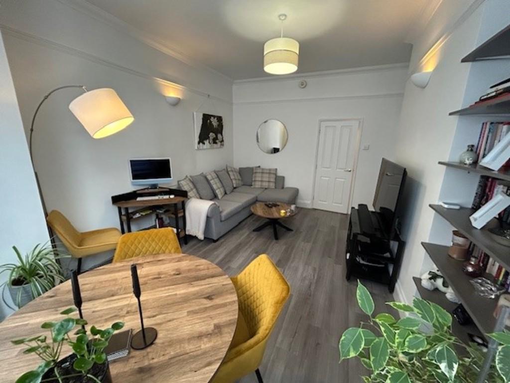 Wellington Road 61 - Flat 2 004 (002)