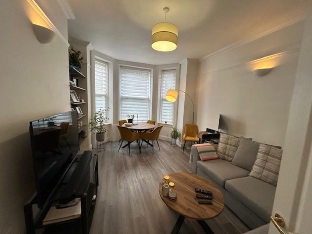 Wellington Road 61 - Flat 2 001 (002)