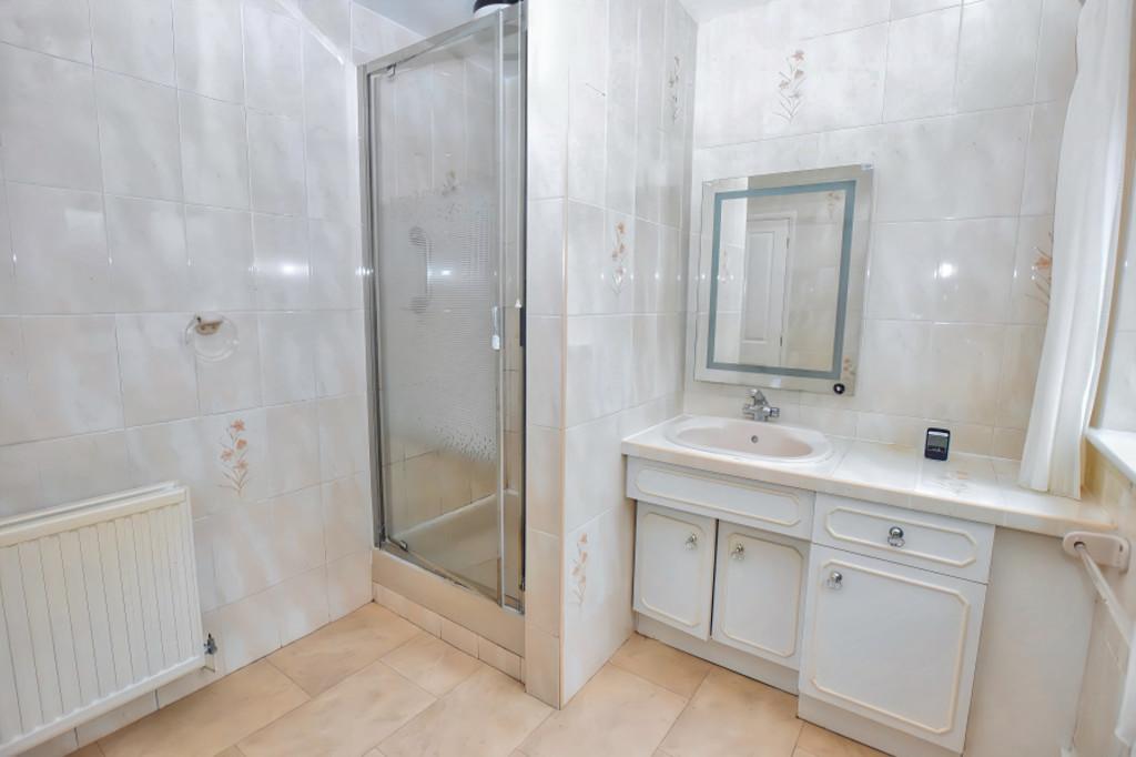 En Suite 2