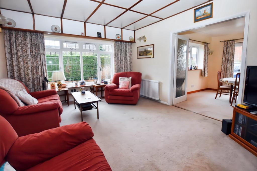 Lounge 1