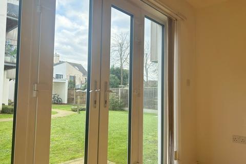 2 bedroom apartment to rent, Leigh Brook Mews, Leigh on sea SS9