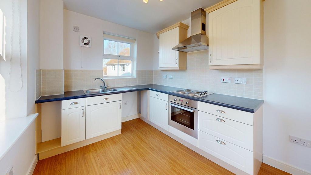 9-Emerald-Crescent-Kitchen.jpg