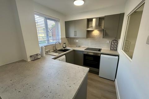 1 bedroom apartment for sale, Howard Close, Waltham Abbey