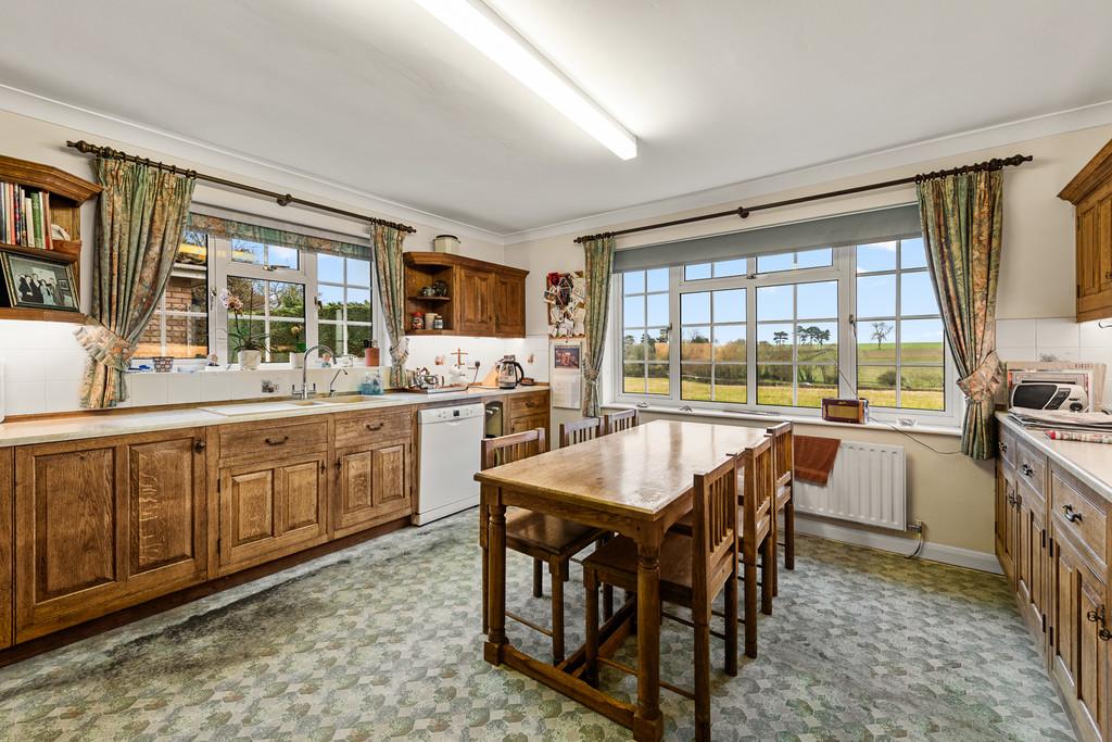 Kitchen 1