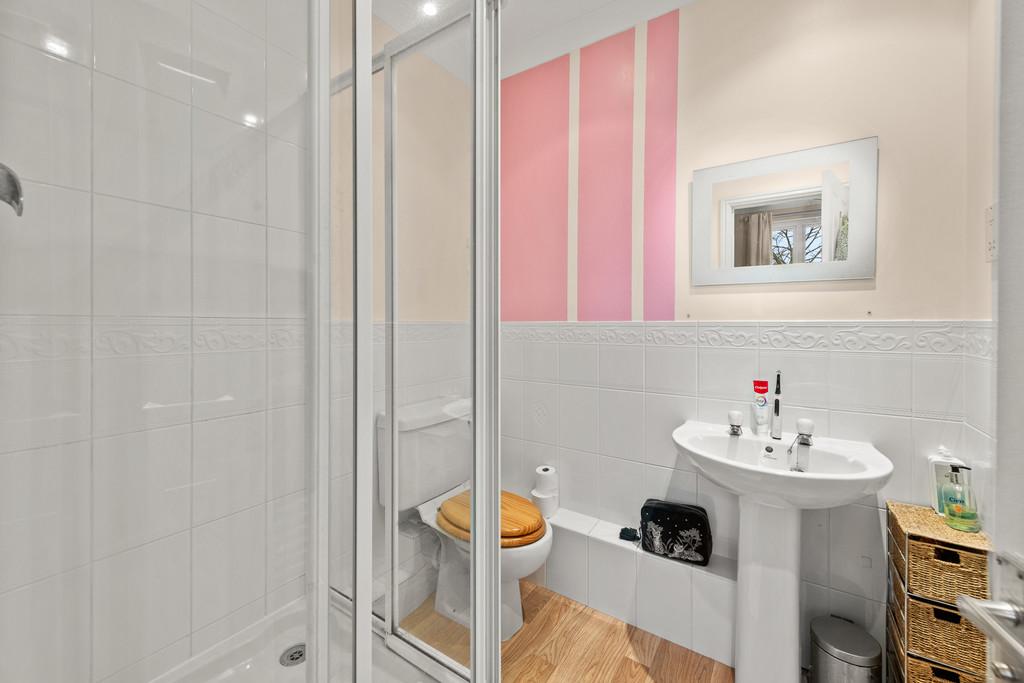 Bed 4 Ensuite