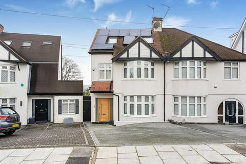 Norrys Road, Cockfosters, EN4