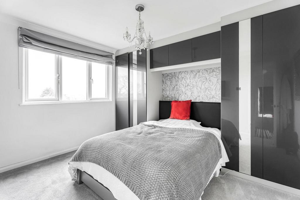 BEDROOM 3 (loft)