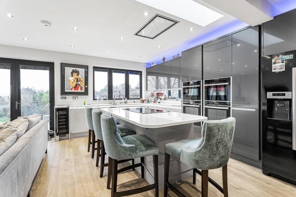 Luxury kitchen area