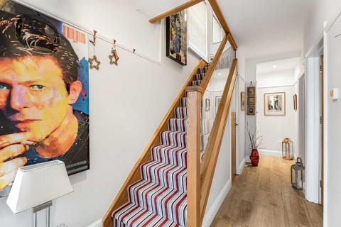 4 bedroom semi-detached house for sale, Norrys Road, Cockfosters, EN4