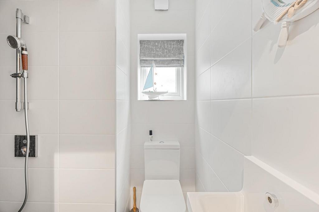 Downstair wc / shower room
