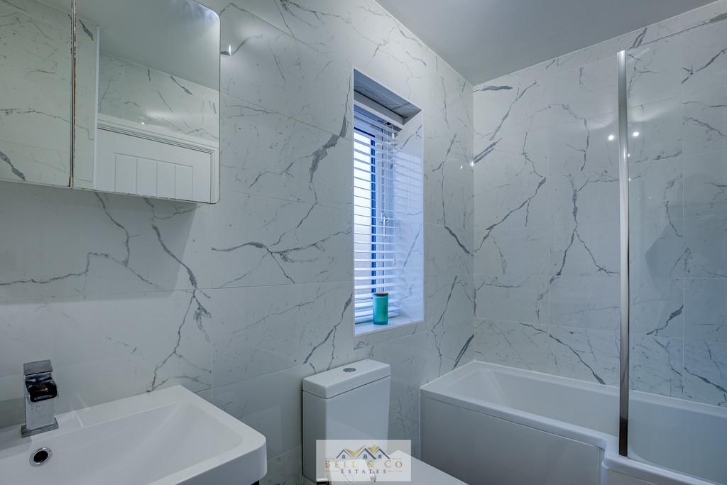 Bathroom 1.1