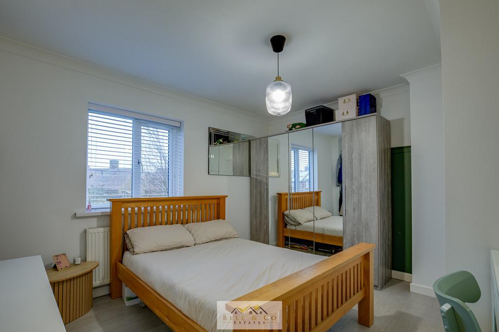 Bedroom 2.1