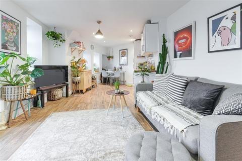 1 bedroom apartment for sale, Lordship Lane, London N22