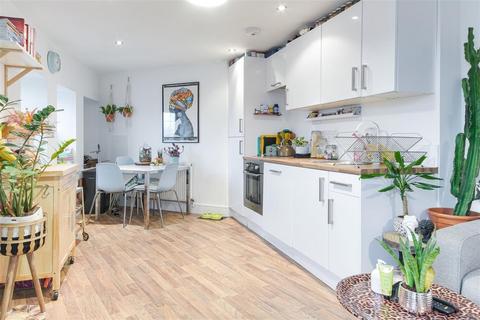 1 bedroom apartment for sale, Lordship Lane, London N22