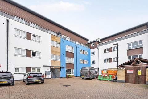 2 bedroom apartment for sale, Milton Road, London N15