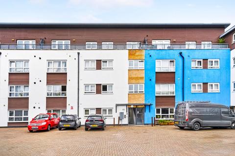 2 bedroom apartment for sale, Milton Road, London N15