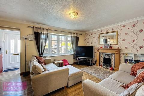 3 bedroom semi-detached house for sale, Blainscough Road, Coppull