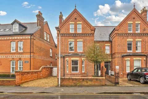 undefined, Castle Crescent, Berkshire RG1