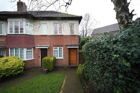 2 bedroom house to rent, Nether Street, London N3