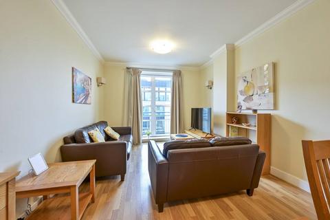 Worple Road, Wimbledon, London, SW19