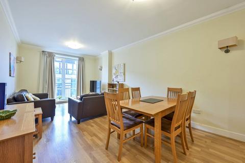 Worple Road, Wimbledon, London, SW19