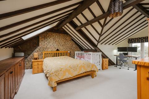 2 bedroom apartment for sale, Woodside, London SW19
