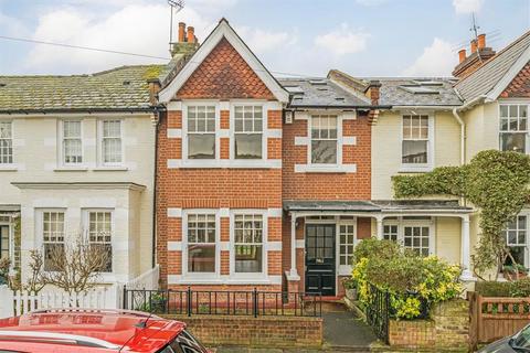 4 bedroom terraced house to rent, First Avenue, London SW14
