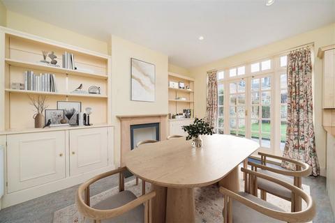 4 bedroom terraced house to rent, First Avenue, London SW14